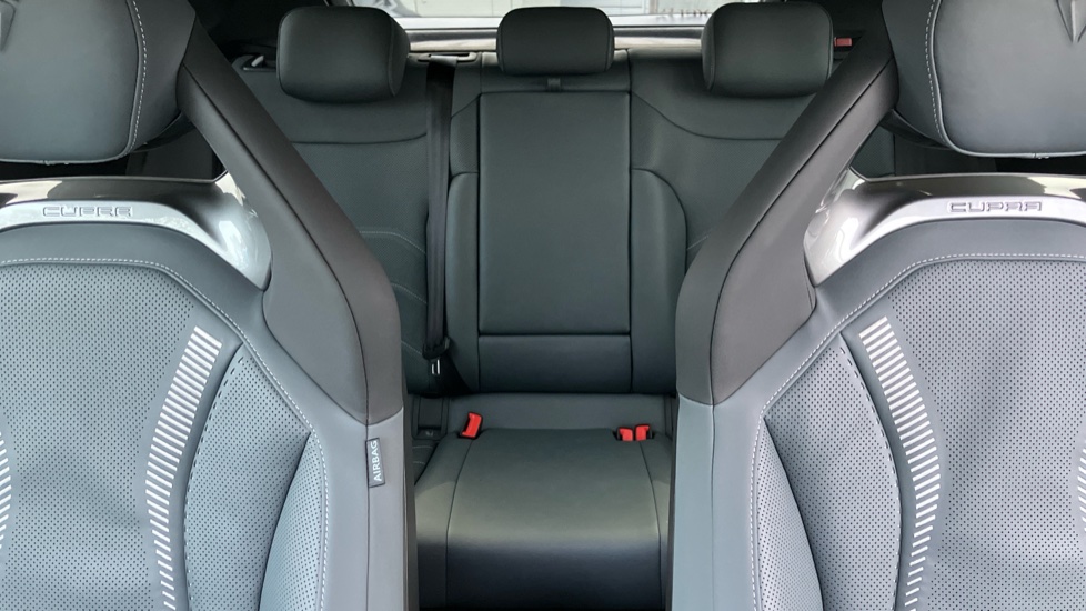 CUPRA Tavascan 250kW VZ2 77kWh AWD 5dr Auto Electric Estate - Image 15