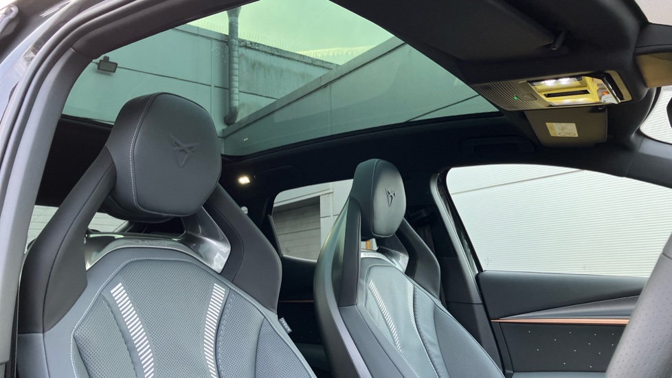 CUPRA Tavascan 250kW VZ2 77kWh AWD 5dr Auto Electric Estate - Image 31