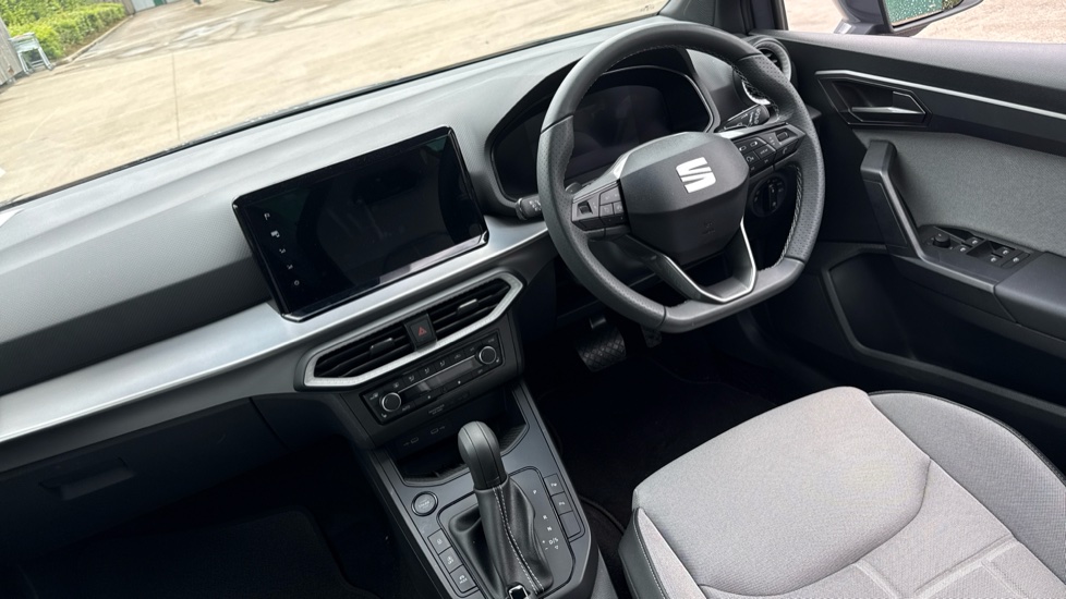 SEAT Arona 1.0 TSI 115 FR First Edition 5dr DSG Petrol Hatchback - Image 9