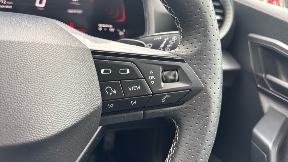SEAT Arona 1.0 TSI 115 FR First Edition 5dr DSG Petrol Hatchback - Image 23