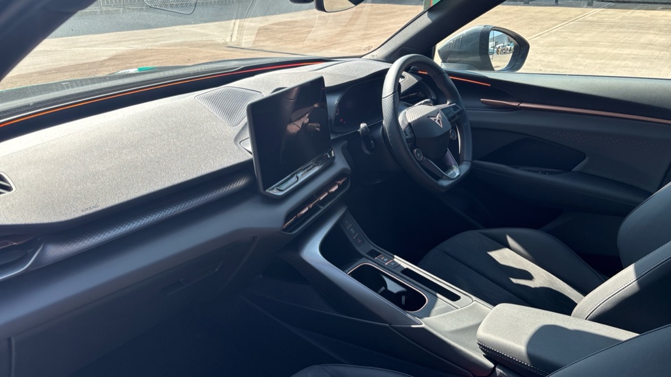 CUPRA Terramar 1.5 eTSI 150 V2 5dr DSG Petrol Hatchback - Image 9