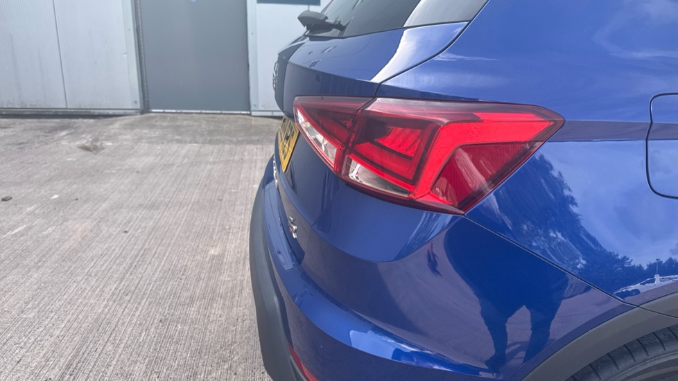 SEAT Arona 1.0 TSI 115 FR [EZ] 5dr Petrol Hatchback - Image 32