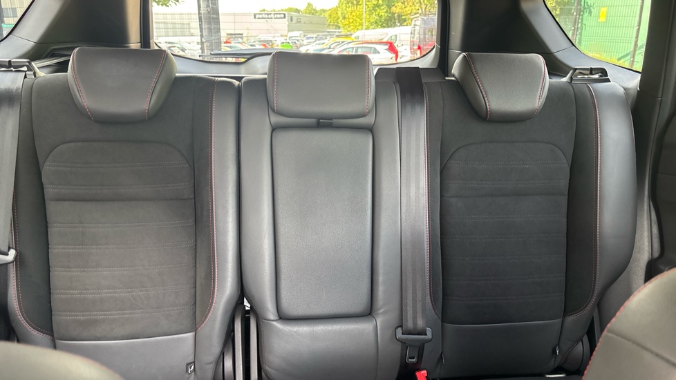 Ford Kuga 1.5 TDCi ST-Line 5dr 2WD Diesel Estate - Image 15
