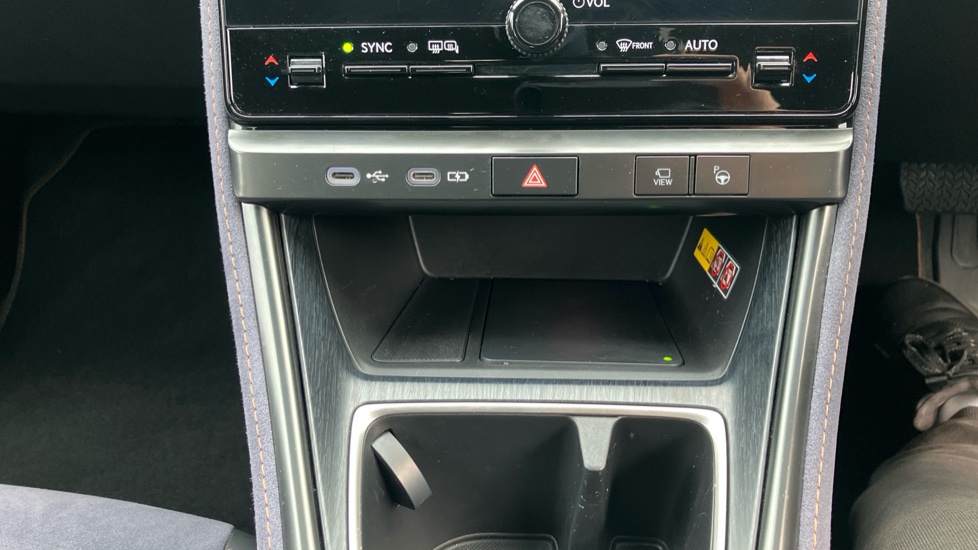 Lexus LBX 1.5 Takumi 5dr E-CVT Hybrid Hatchback - Image 22