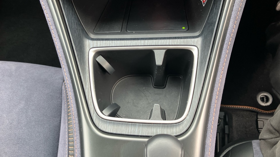 Lexus LBX 1.5 Takumi 5dr E-CVT Hybrid Hatchback - Image 23