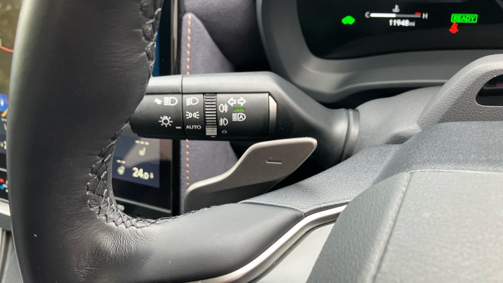 Lexus LBX 1.5 Takumi 5dr E-CVT Hybrid Hatchback - Image 37