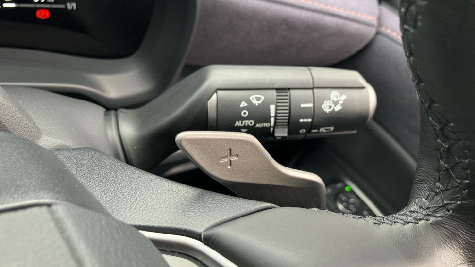 Lexus LBX 1.5 Takumi 5dr E-CVT Hybrid Hatchback - Image 38