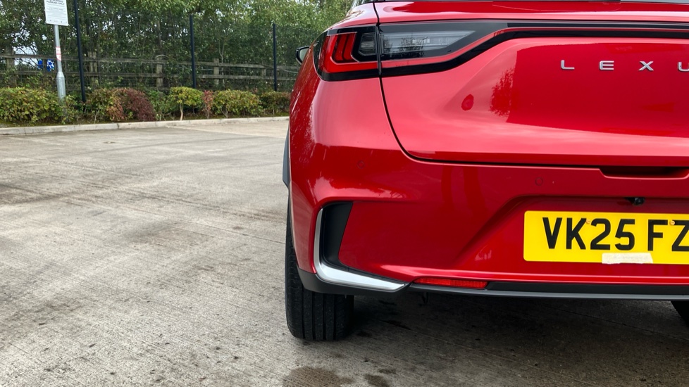 Lexus LBX 1.5 Takumi 5dr E-CVT Hybrid Hatchback - Image 62