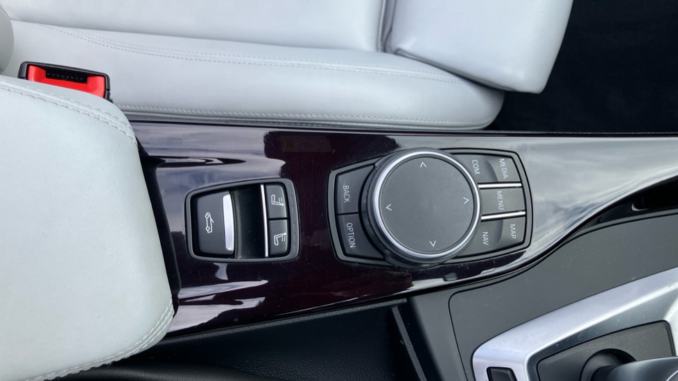 BMW M4 2dr DCT [Competition Pack] Petrol Convertible - Image 25