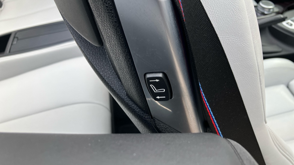 BMW M4 2dr DCT [Competition Pack] Petrol Convertible - Image 42