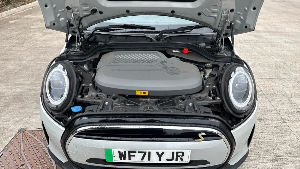 MINI Hatchback 135kW Cooper S Level 2 33kWh 3dr Auto Electric Hatchback - Image 8