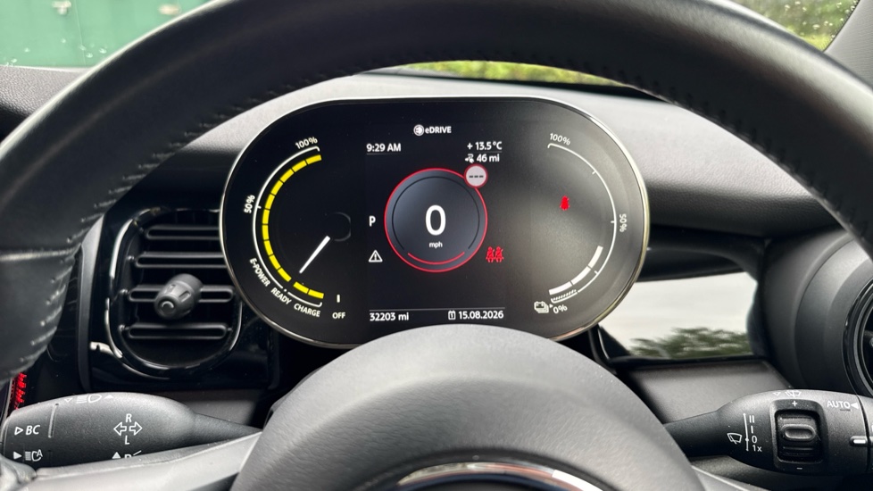 MINI Hatchback 135kW Cooper S Level 2 33kWh 3dr Auto Electric Hatchback - Image 18