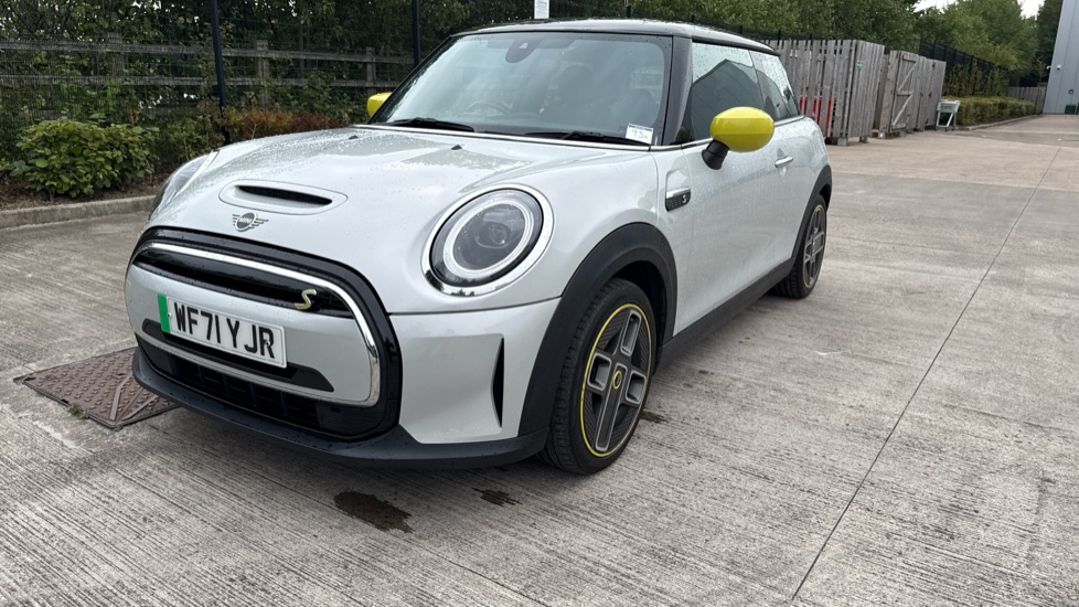 MINI Hatchback 135kW Cooper S Level 2 33kWh 3dr Auto Electric Hatchback - Image 40