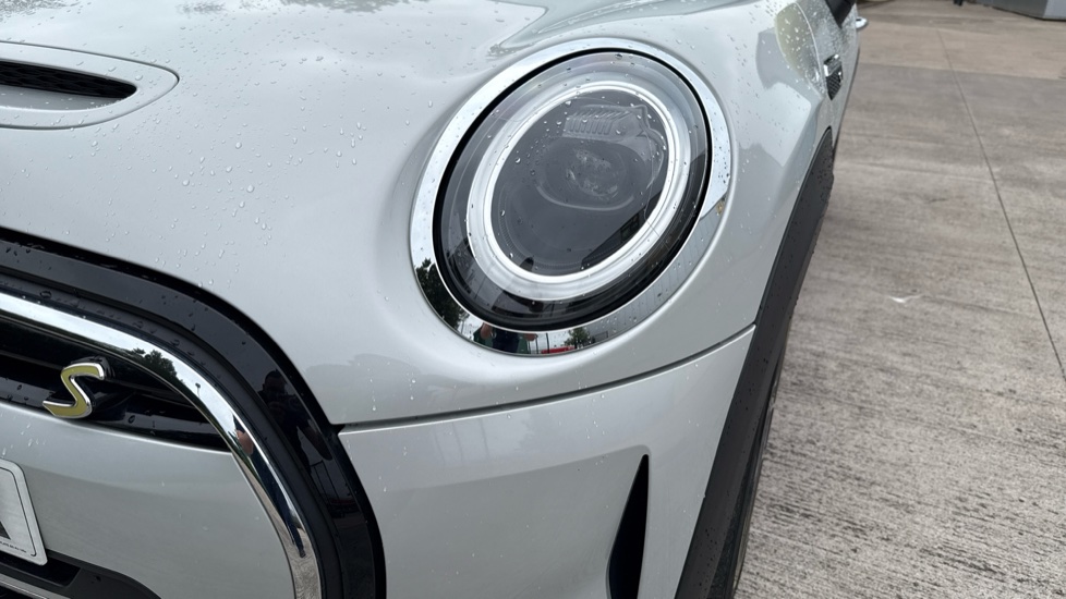 MINI Hatchback 135kW Cooper S Level 2 33kWh 3dr Auto Electric Hatchback - Image 41