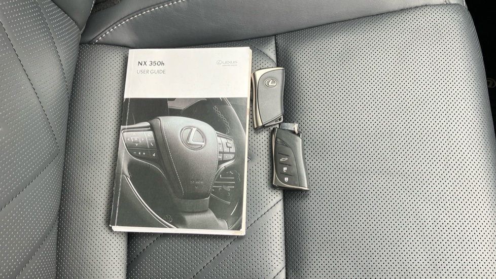 Lexus NX 350h 2.5 Takumi 5dr E-CVT [Pan roof] Hybrid Estate - Image 19
