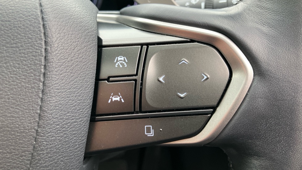 Lexus NX 350h 2.5 Takumi 5dr E-CVT [Pan roof] Hybrid Estate - Image 32