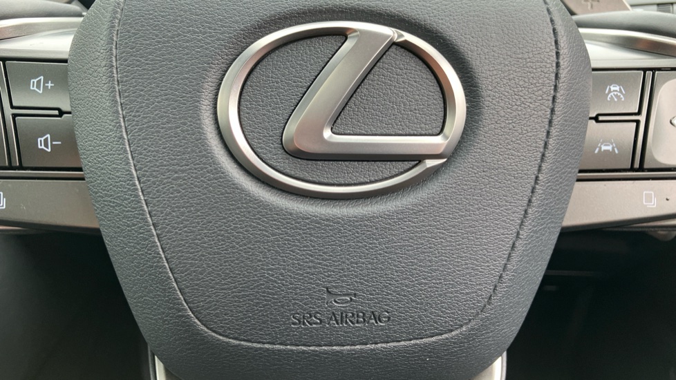 Lexus NX 350h 2.5 Takumi 5dr E-CVT [Pan roof] Hybrid Estate - Image 33