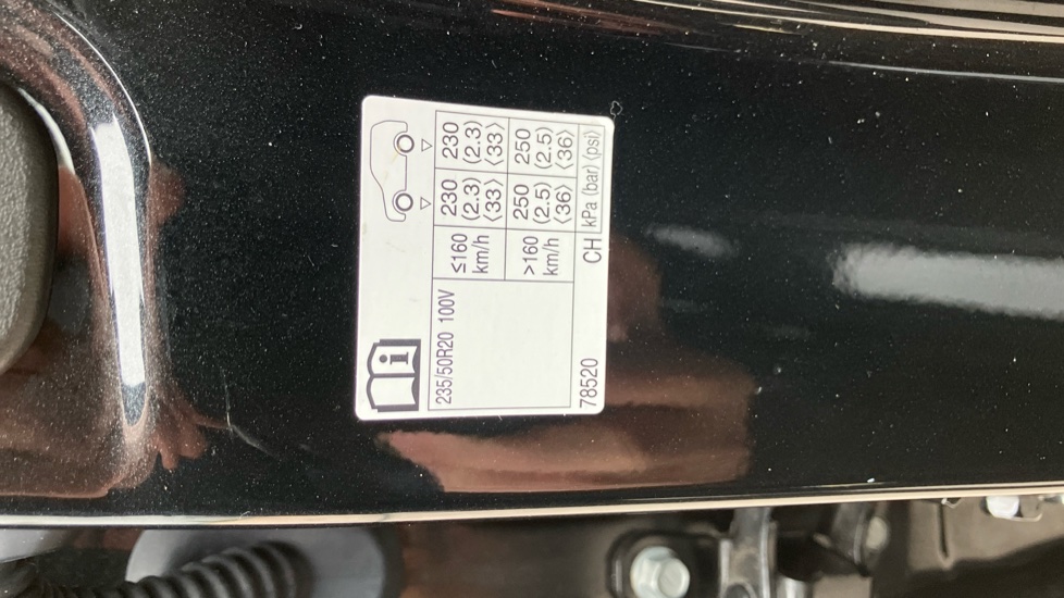 Lexus NX 350h 2.5 Takumi 5dr E-CVT [Pan roof] Hybrid Estate - Image 44
