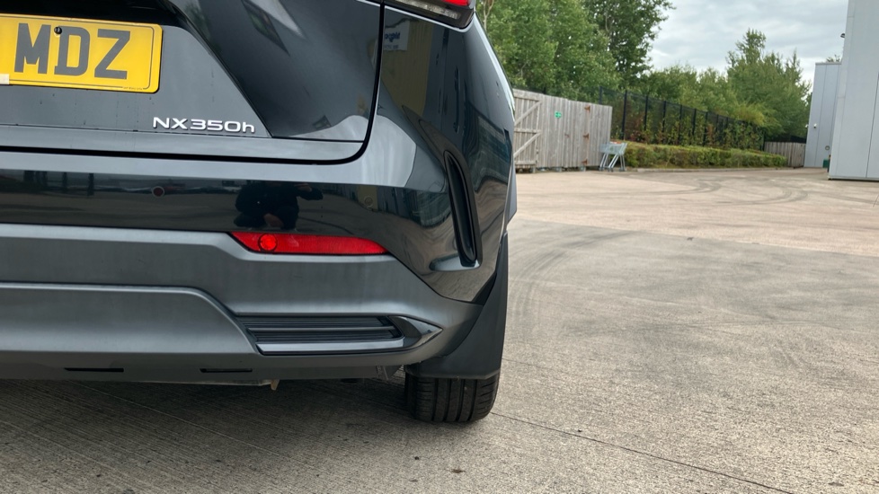 Lexus NX 350h 2.5 Takumi 5dr E-CVT [Pan roof] Hybrid Estate - Image 59