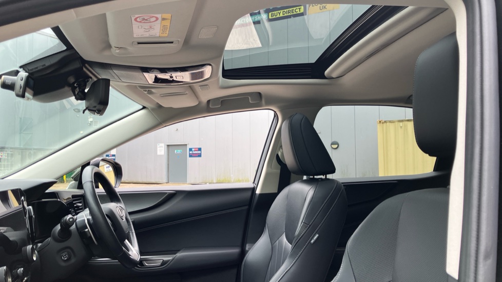 Lexus NX 350h 2.5 Takumi 5dr E-CVT [Pan roof] Hybrid Estate - Image 68