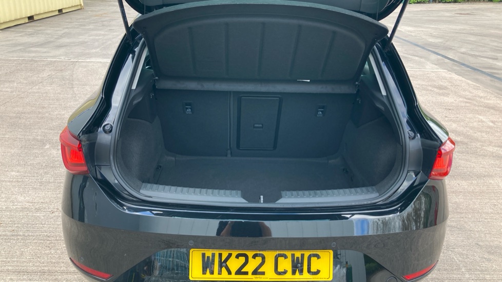 SEAT Leon 1.0 eTSI Xcellence Lux 5dr DSG Petrol Hatchback - Image 4