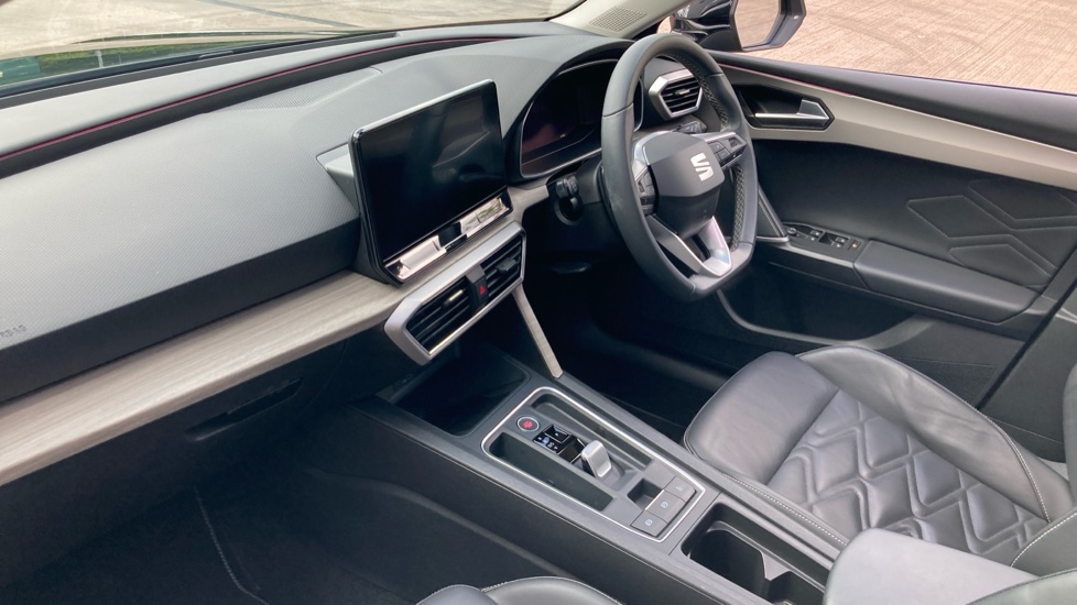 SEAT Leon 1.0 eTSI Xcellence Lux 5dr DSG Petrol Hatchback - Image 9