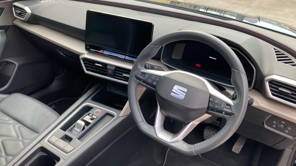 SEAT Leon 1.0 eTSI Xcellence Lux 5dr DSG Petrol Hatchback - Image 11