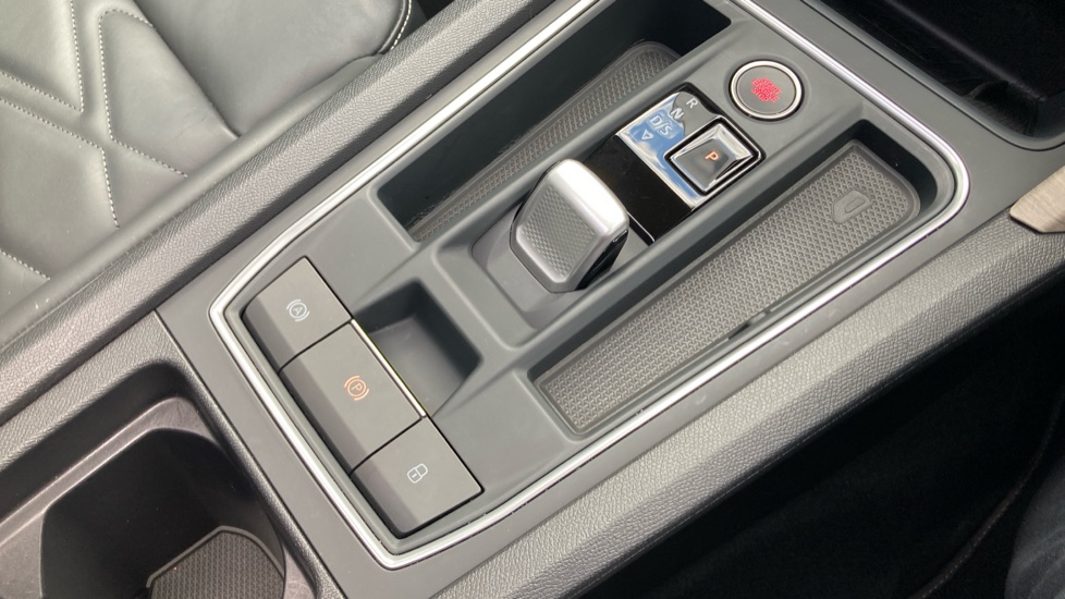 SEAT Leon 1.0 eTSI Xcellence Lux 5dr DSG Petrol Hatchback - Image 27