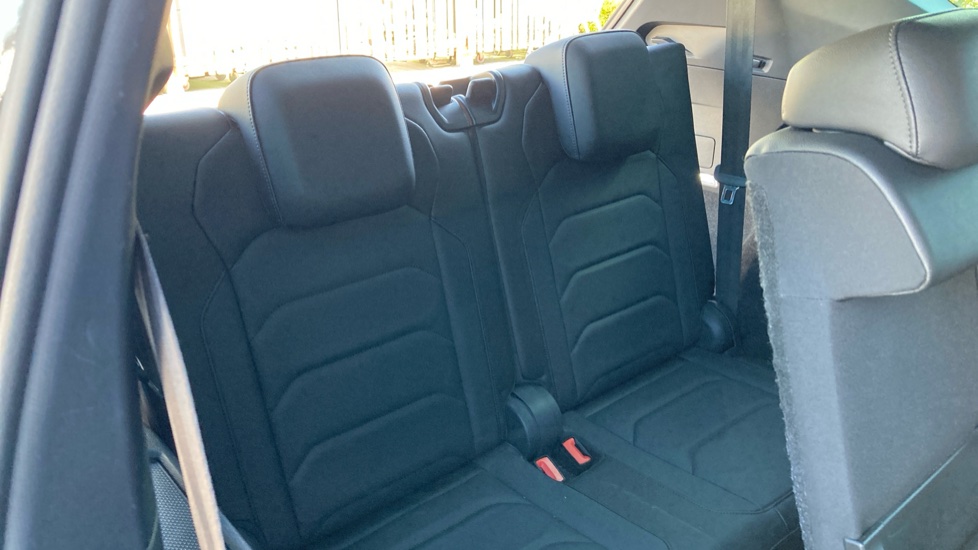SEAT Tarraco 1.5 EcoTSI Xcellence Lux 5dr DSG Petrol Estate - Image 32