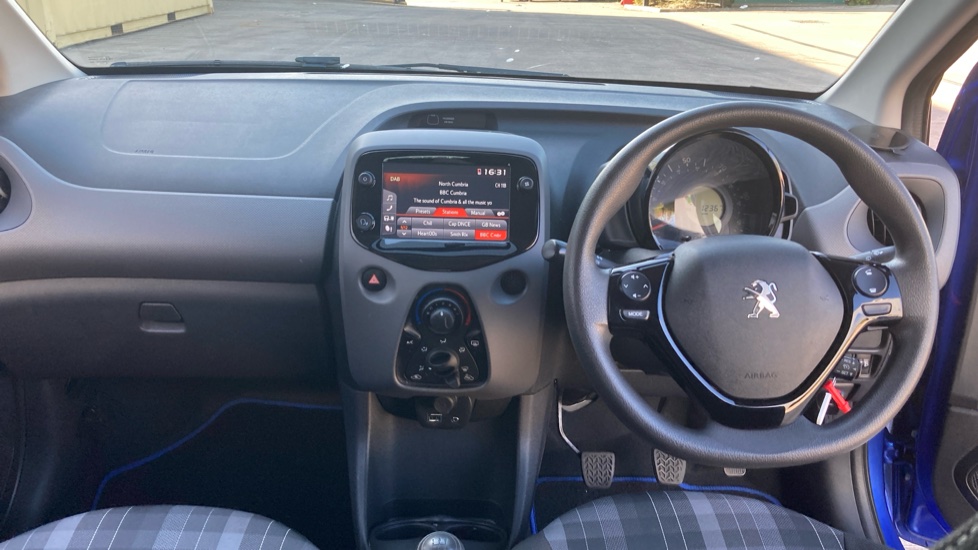 Peugeot 108 1.0 72 Active 3dr Petrol Hatchback - Image 10