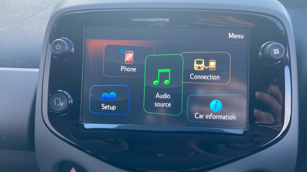 Peugeot 108 1.0 72 Active 3dr Petrol Hatchback - Image 25