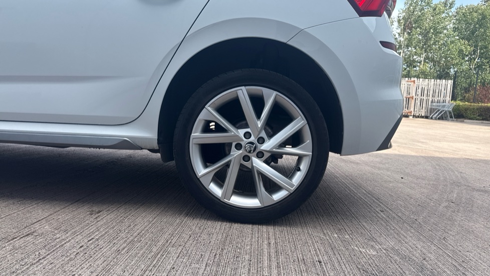 Skoda Kamiq 1.5 TSI SE L Executive 5dr Petrol Hatchback - Image 7