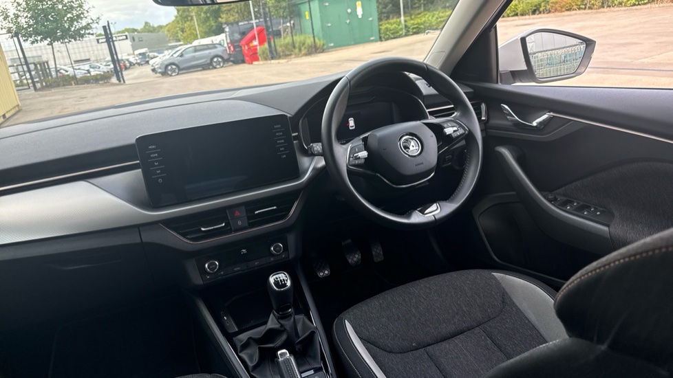 Skoda Kamiq 1.5 TSI SE L Executive 5dr Petrol Hatchback - Image 9