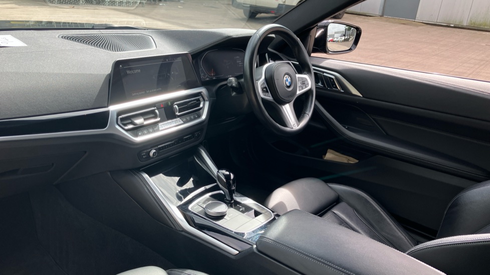 BMW 4 Series 420i M Sport Pro Edition 2dr Step Auto Petrol Coupe - Image 9