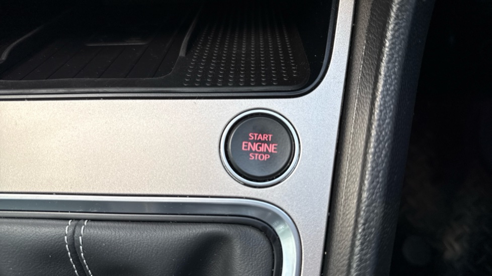 SEAT Ateca 1.5 TSI EVO Xperience 5dr Petrol Estate - Image 26