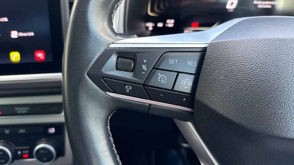 SEAT Ateca 1.5 TSI EVO Xperience 5dr Petrol Estate - Image 33