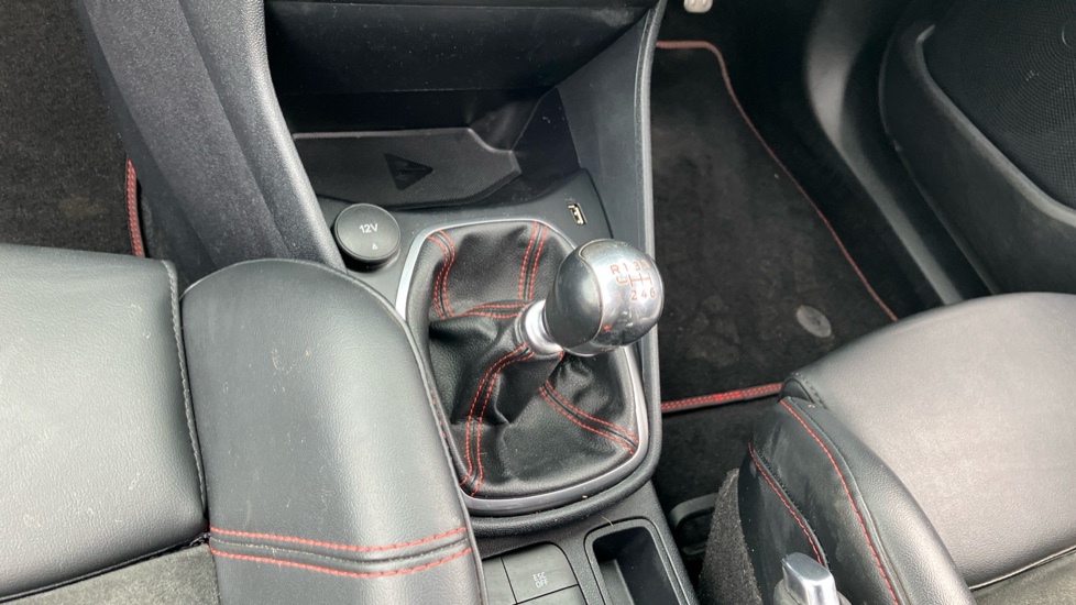 Ford Fiesta ST 1.5 EcoBoost ST-2 Navigation 3dr Petrol Hatchback - Image 13