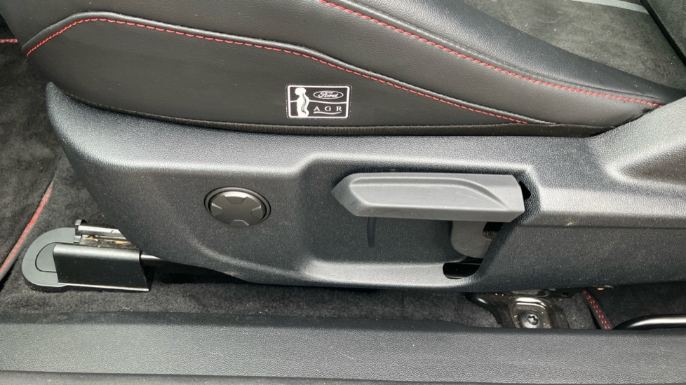 Ford Fiesta ST 1.5 EcoBoost ST-2 Navigation 3dr Petrol Hatchback - Image 52