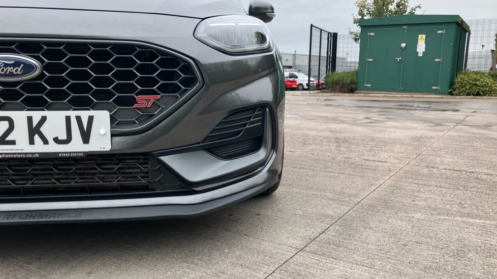 Ford Fiesta ST 1.5 EcoBoost ST-2 Navigation 3dr Petrol Hatchback - Image 59