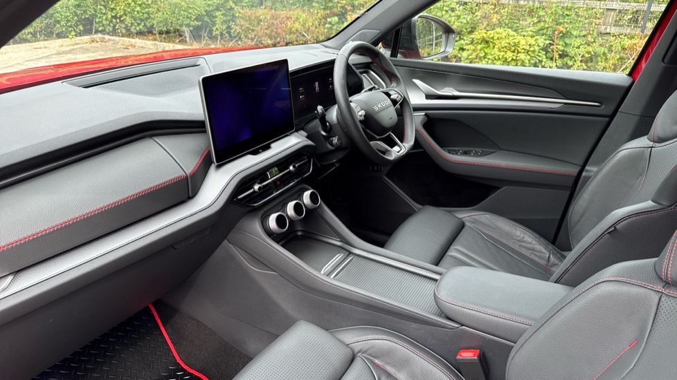 Skoda Kodiaq 2.0 TSI vRS 4X4 5dr DSG [7 Seat] Petrol Estate - Image 9