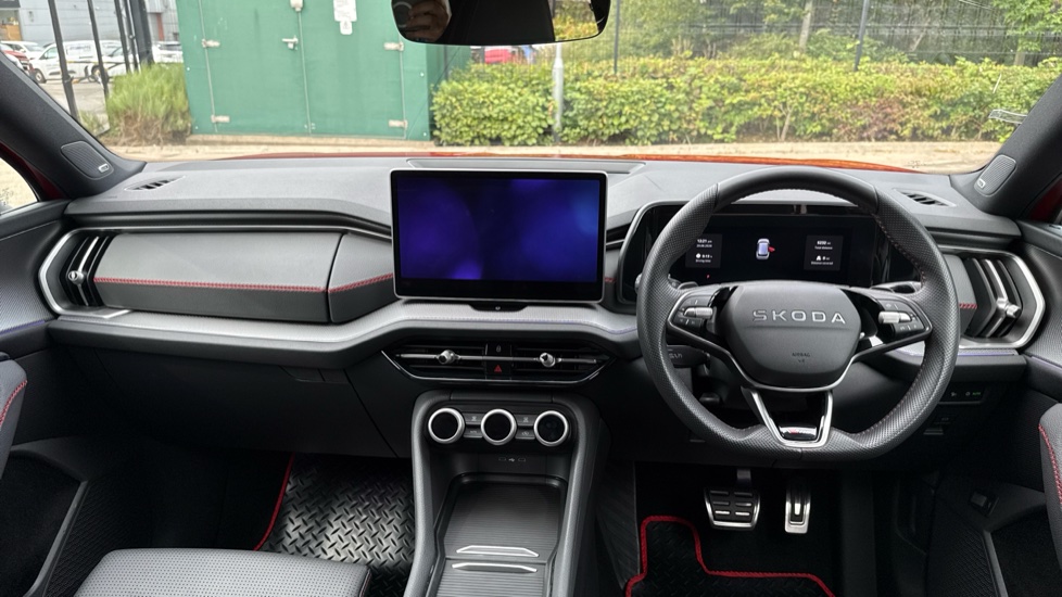 Skoda Kodiaq 2.0 TSI vRS 4X4 5dr DSG [7 Seat] Petrol Estate - Image 10