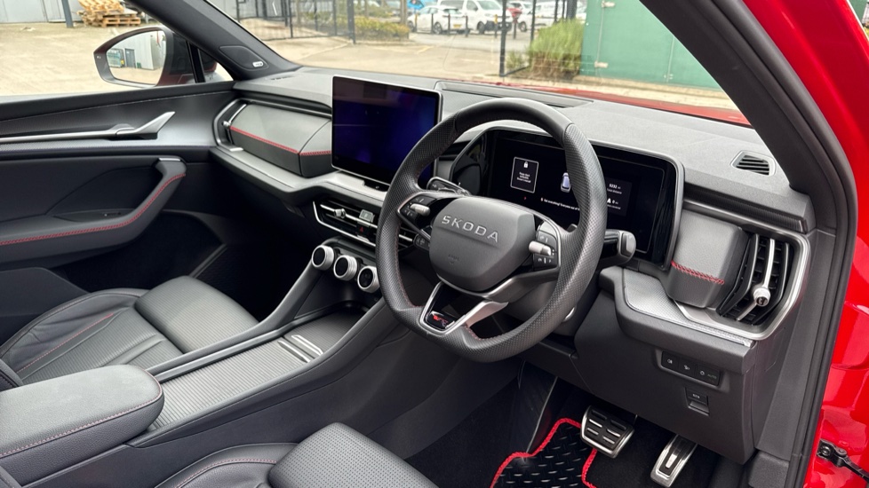 Skoda Kodiaq 2.0 TSI vRS 4X4 5dr DSG [7 Seat] Petrol Estate - Image 11