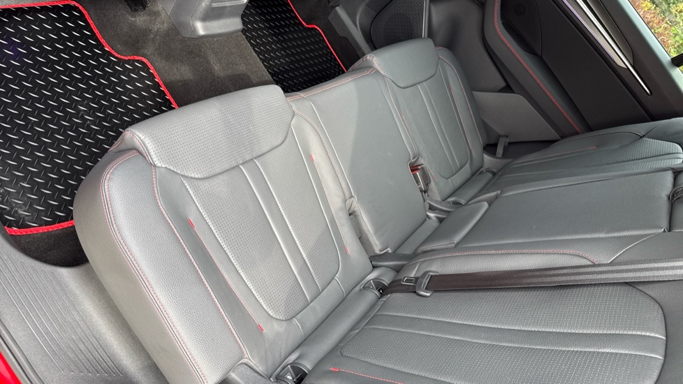 Skoda Kodiaq 2.0 TSI vRS 4X4 5dr DSG [7 Seat] Petrol Estate - Image 51