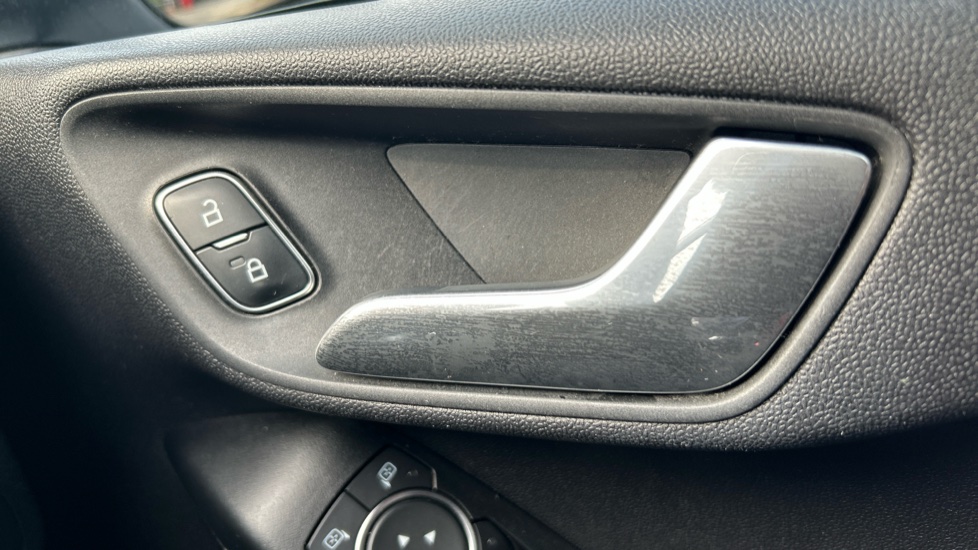 Ford Fiesta 1.0 EcoBoost 95 Trend 5dr Petrol Hatchback - Image 27