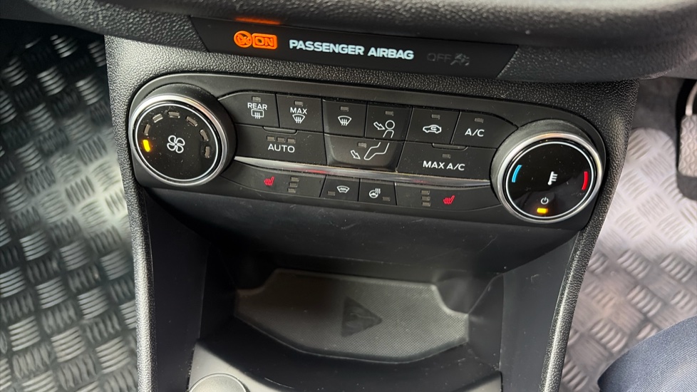 Ford Fiesta 1.0 EcoBoost Hybrid mHEV 125 ST-Line X 5dr Petrol Hatchback - Image 26