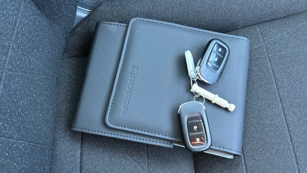 Honda HR-V 1.5 eHEV Elegance 5dr CVT Hybrid Hatchback - Image 19