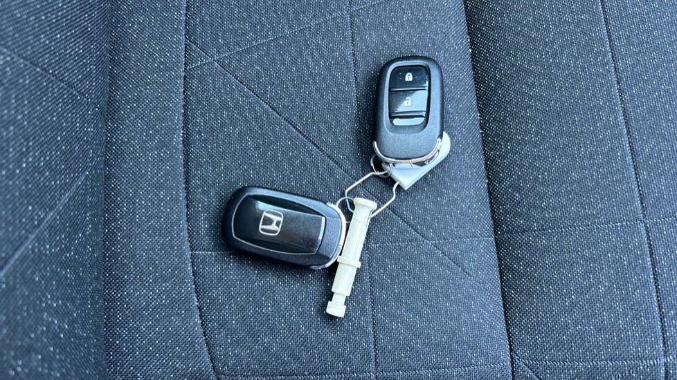 Honda HR-V 1.5 eHEV Elegance 5dr CVT Hybrid Hatchback - Image 20