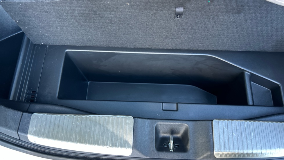 Honda HR-V 1.5 eHEV Elegance 5dr CVT Hybrid Hatchback - Image 37
