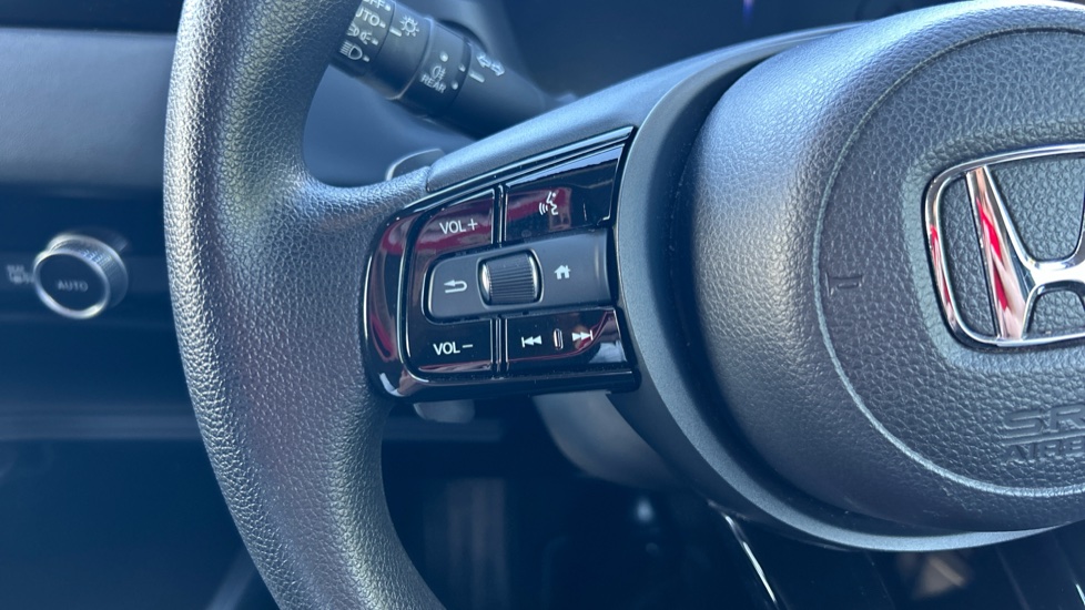 Honda HR-V 1.5 eHEV Elegance 5dr CVT Hybrid Hatchback - Image 39