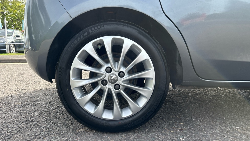 Vauxhall Corsa 1.4 SE 5dr Petrol Hatchback - Image 7